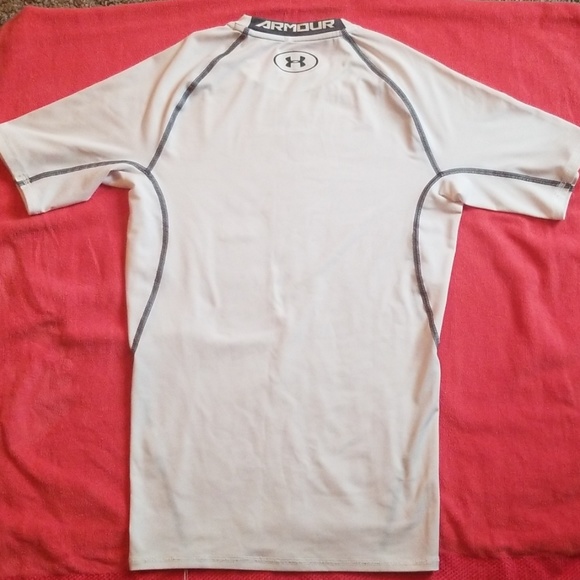 Compression Shirt - Picture 2 of 3